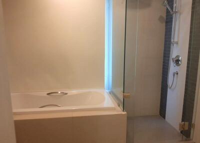 The Crest Sukhumvit 49  1 Bedroom Condo For Rent in Thonglor