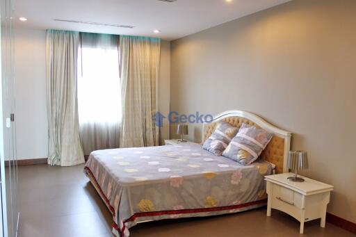 4 Bedrooms Condo in Ananya Naklua Na Kluea C005351