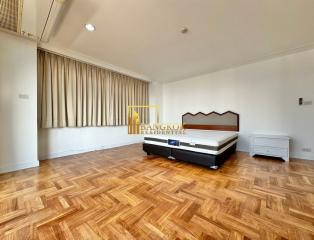 4 Bedroom Duplex Apartment in Phrom Phong