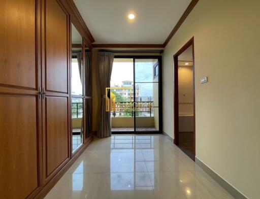 2 Bedroom Apartment in Phrom Phong