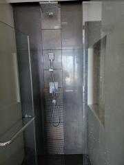 RHYTHM Sukhumvit 44/1 near BTS Ekkamai Great Location! Great View! Stylish Modern 1-Bedroom 1-Bathroom Condo for Rent