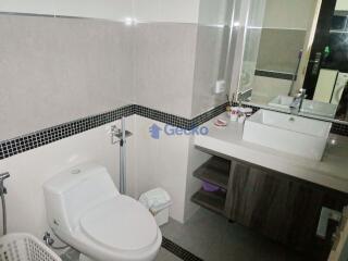 Studio Condo in Wongamat Tower Wongamat C008757