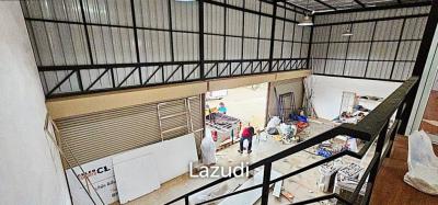 Office And Warehouse For Rent In Soi Siam