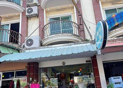 Prime Commercial Property for Sale in Bang Sare
