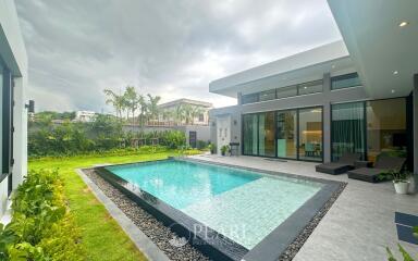 The Prospect - 3 Bed 4 Bath Private Pool (Type Agate)