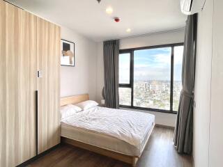 Life Ladprao Valley near BTS Ha Yaek Lat Phrao Stylish Modern 1-Bedroom 1-Bathroom Condo for Rent