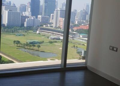 1-BR Condo at Magnolias Ratchadamri Boulevard near BTS Ratchadamri