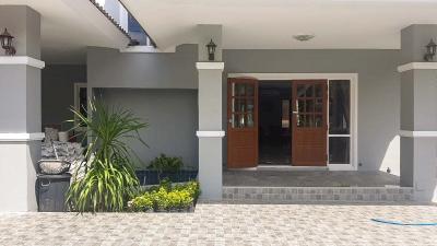 4 Bedroom House For Sale Close to the Airport