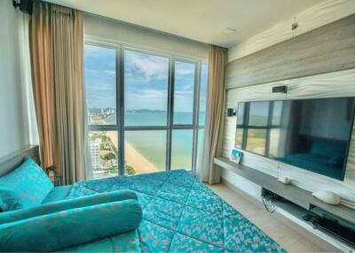 Condo for rent in Pattaya, Cetus Beachfront Condominium, sea view.