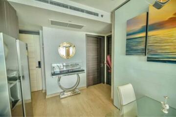 Condo for rent in Pattaya, Cetus Beachfront Condominium, sea view.