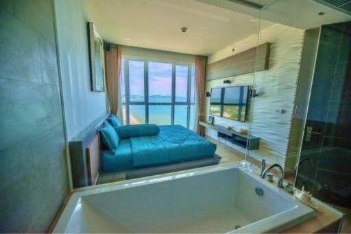 Condo for rent in Pattaya, Cetus Beachfront Condominium, sea view.