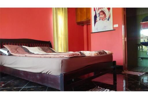 Thai Style 3 Bedrooms house for sale@Maenum