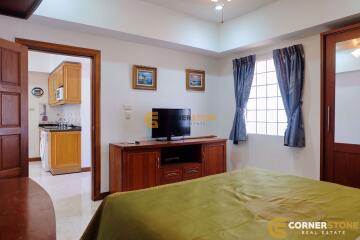 2 bedroom Condo in Jomtien Shining Star Jomtien