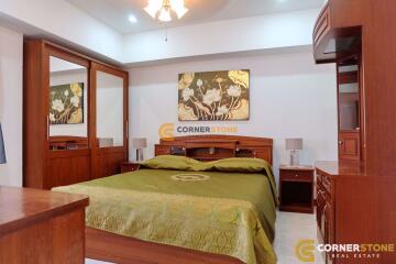 2 bedroom Condo in Jomtien Shining Star Jomtien