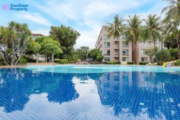 Beachfront Condo in Hua Hin Downtown at Baan Sansaran