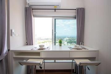 27th floor studio room to rent at Supalai Monte 2