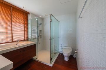 3 Bed Condo For Sale In Naklua - Baan Rimpha Condo