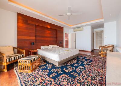 3 ห้องนอน คอนโด สำหรับขาย ใน นาเกลือ - Baan Rimpha Condo