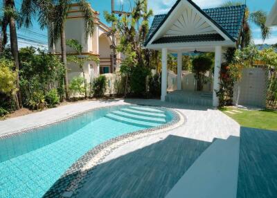 Spacious pool villa in Rawai