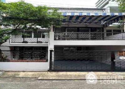 4-BR Townhouse near BTS Thong Lor