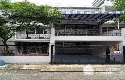 4-BR Townhouse near BTS Thong Lor