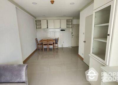 1-BR Condo at Saranjai Mansion Condominium near BTS Nana