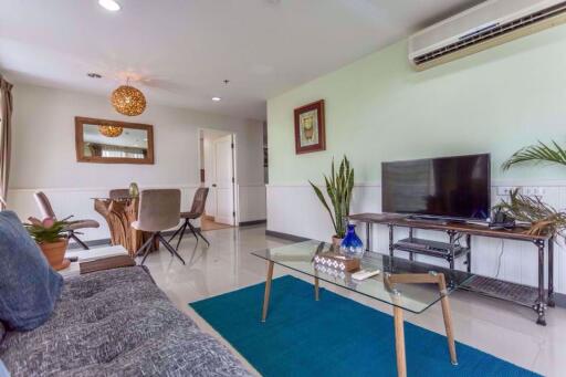 2 bed Condo in Serene Place Sukhumvit 24 Khlongtan Sub District C018433