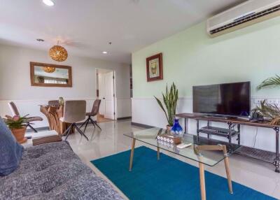 2 bed Condo in Serene Place Sukhumvit 24 Khlongtan Sub District C018433