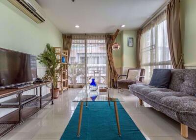 2 bed Condo in Serene Place Sukhumvit 24 Khlongtan Sub District C018433