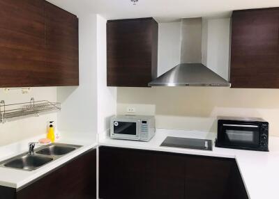 2 bed Condo in The Rajdamri Lumphini Sub District C018242