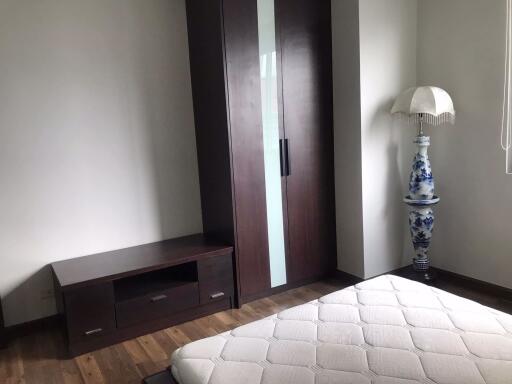 2 bed Condo in The Rajdamri Lumphini Sub District C018242