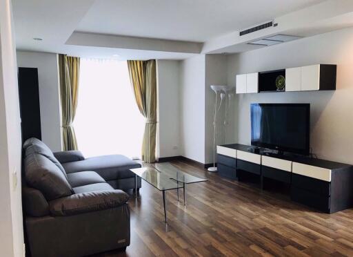 2 bed Condo in The Rajdamri Lumphini Sub District C018242