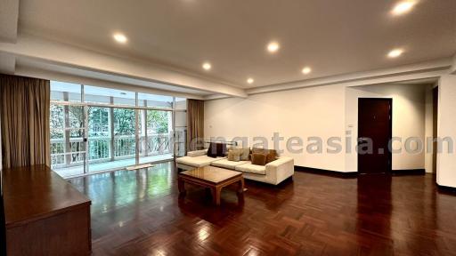 Spacious 3-Bedrooms with big balcony - Asok BTS