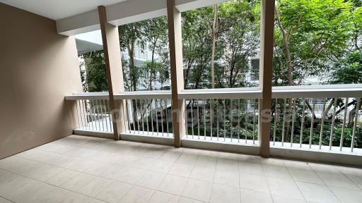 Spacious 3-Bedrooms with big balcony - Asok BTS