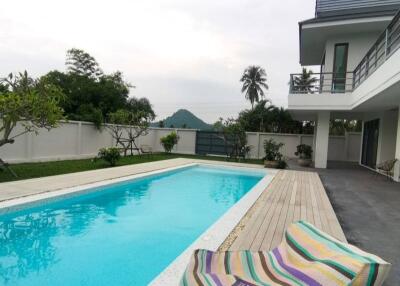 House for sale in Bang Saray, Sattahip, 2-story detached house, large house, mountain view near the sea, Chonburi.