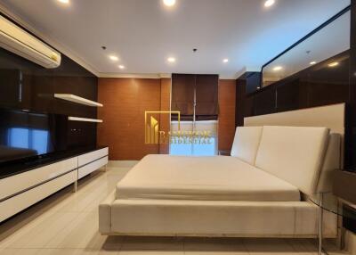 229 ตรม., 3 ห้องนอน, 3 ห้องน้ำ คอนโด ราคา ฿ 42,900,000