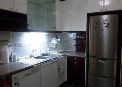 3 Bed Condo For Rent Near Riverside BR11227CD