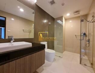 2 Bedroom Apartment For Rent in Ploenchit