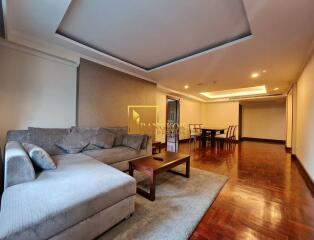 2 Bedroom Apartment For Rent in Ploenchit