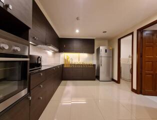 2 Bedroom Apartment For Rent in Ploenchit