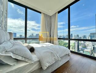 Muniq Langsuan  3 Bedroom Condo in Chit Lom