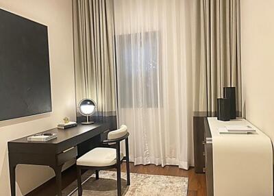 The Estelle  2 Bedroom Condo For Sale in Phrom Phong