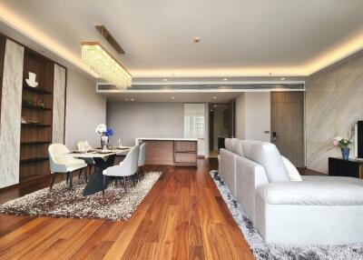 The Estelle  2 Bedroom Luxury Condo in Phrom Phong