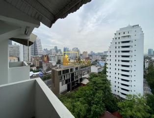 La Maison Ruamrudee  3 Bedroom Bareshell Condo For Sale in Phloen Chit