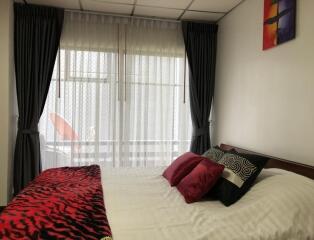 Prasarnmitr Condo  1 Bedroom For Rent in Asoke