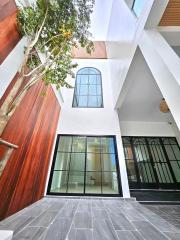 Townhouse for sale near Chalong circle.