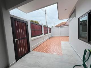 Modern pool villa available for both sale and rent in the prime location of Rawai.