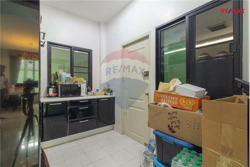 150 Sqm., 3 Beds House listed for ฿ 7,200,000.