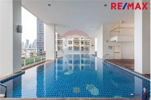 48 Sqm., 1 Bed Condo listed for ฿ 4,355,000.