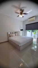 3 bedroom pool villa for rent in Rawai.